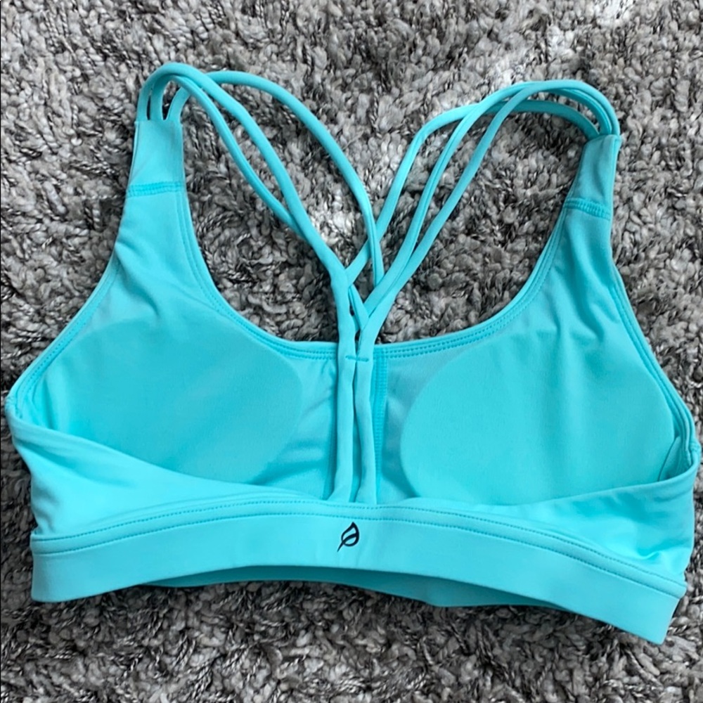 P’tula Kristina sports bra